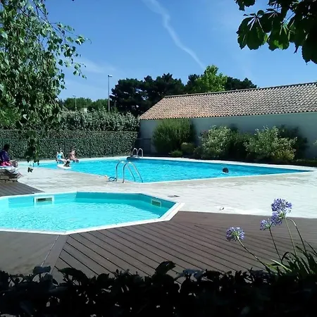 Appartement Avec Vue Sur Golf Pornic Buitenkant foto